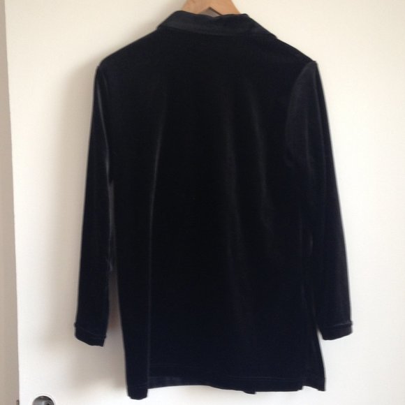 Carroll Reed - Black Velvet Cardigan - Picture 8 of 9